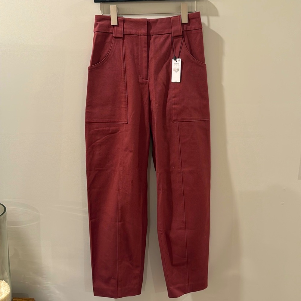 NWT Express Burgundy Barrel Pants. Size 4L